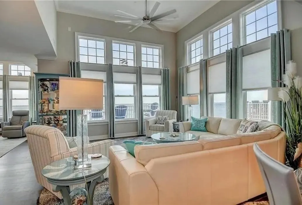 Apartmán Luxury Penthouse On The Bay Virginia Beach 0*,